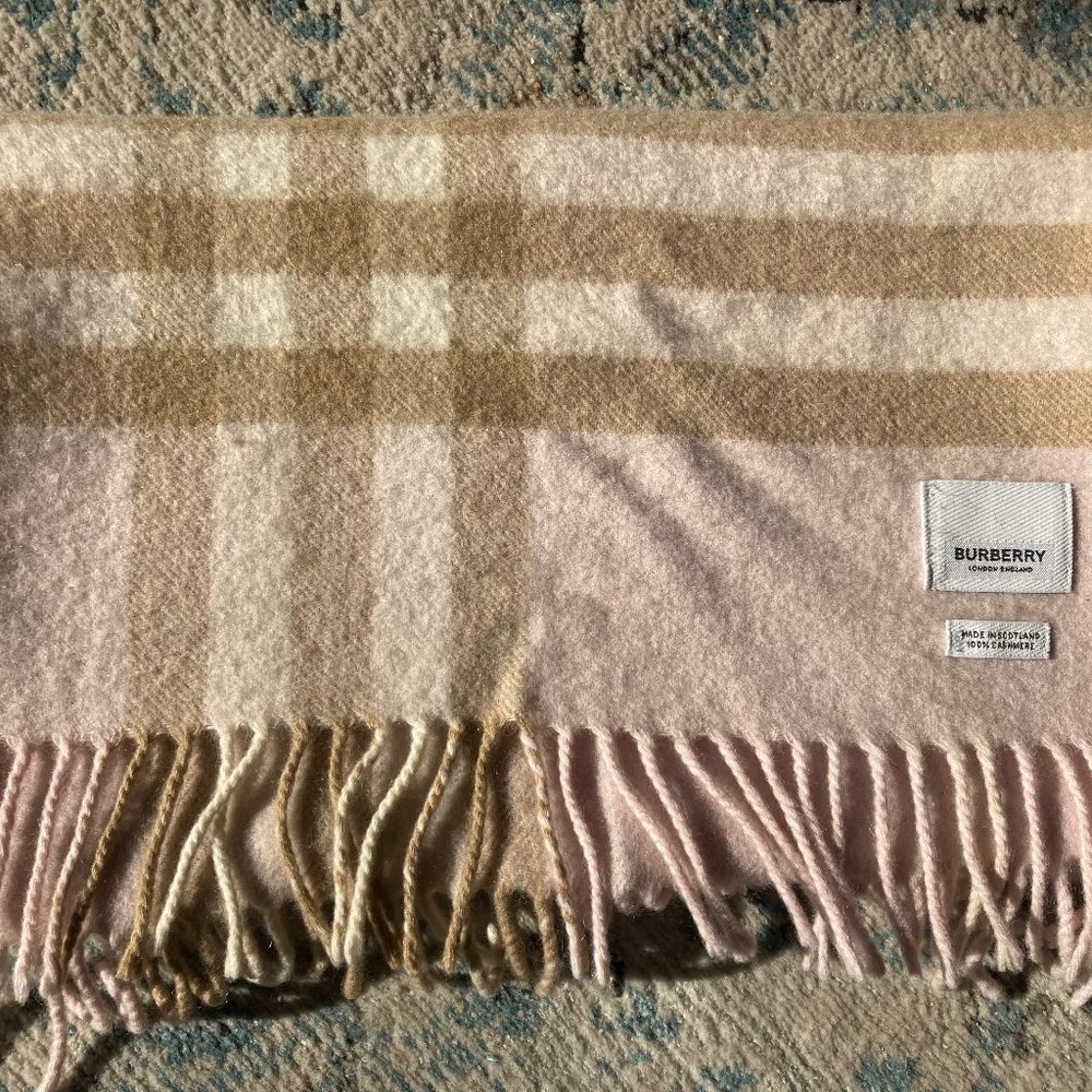 Burberry - Classic Check Cashmere Scarf - Picture 1 of 3